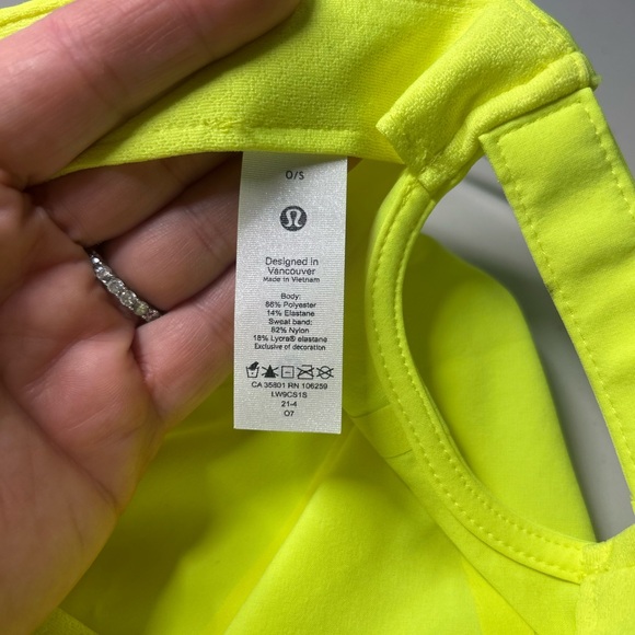 Lululemon Fast and Free Run Hat Hyper Yellow NWT - Picture 4 of 6